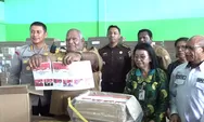 Evert Merauje Ingatkan KPU Kota Jayapura Agar Pendistribusian Logistik Tepat Waktu