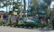 Tim Gabungan KPU dan Bawaslu Papua Selatan Bersihkan Alat Peraga Kampanye
