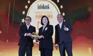 Direktur Utama Bank Papua Terima Penghargaan TOP 100 CEO