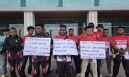 Terancam Tak Berangkat ke Fornas, Belasan Atlet Demo di Kantor Gubernur