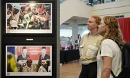 KEREN! Mimika Photo Exhibition Dipadati Pelajar hingga Turis Asing
