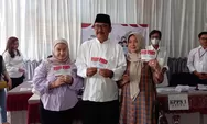 Calon Bupati Sukabumi Asep Japar Melaksanakan Pencoblosan di Padaasih Cisaat