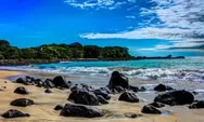 Bukan Bali, Ini Dia Pesona Pantai Santolo yang Punya Pasir Putih dan Pulau Unik