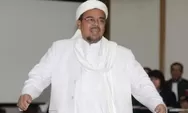 Sempat Ditolak, Habib Rizieq Tunjukkan Keteguhan di Tabligh Akbar Tarakan Meski Terkena Hujan