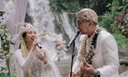 Viral Pengantin Raden Wikky dan Ajeng Kusuma: Akad Nikah di Air Terjun Pakai Baju Adat