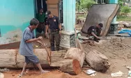 Pascabanjir Padang, BPBD Bersihkan Material yang Tutup Akses Rumah Warga