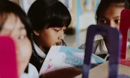 Mengulik Fakta Parenting, Benarkah Membacakan Buku Sebelum Tidur dapat Membuat Anak Lebih Cerdas?