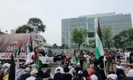 Aksi Bela Palestina di Depan Kedubes AS di Indonesia, Dihadiri Langsung Orang Gaza! Polisi Sempat Tutup Akses