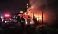 Akibat Kebocoran Pada Tabung Gas, Kios Rumah Makan di Cikarang Barat Ludes Terbakar