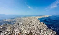 Viral! Pulau Sampah di Pesisir Jakarta Utara Menumpuk, Puluhan Petugas Turun Tangan Bersihkan Lokasi