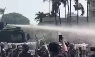 Ricuh Saat Eksekusi Eks Hotel Sultan, Massa Lempari Petugas hingga Water Cannon Dikerahkan