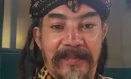 Master Limbad Sambangi Kediaman Supriyono Botok Usai Demo di Gedung DPR