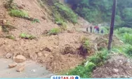 Longsor Tebing 50 Meter Putus Akses Jalan Citorek-Ciparay di Lebak