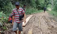 Semangat Gotong Royong Warga Dusun Sumber Maju Bangun Jalan Menuju Penggah, Harapkan Perhatian Serius Pemerintah
