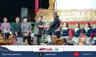 Rayakan Ruwat Dusun, Ratusan Warga Mendelem Pemalang Gelar Kirab Tumpeng dan Wayang Kulit