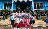 Guru dan Siswa SMPN 3 Muncang Kompak Berkostum unik dalam Karnaval HUT ke-81 RI