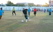 Kocak tapi Sengit! Legislatif Tundukkan Eksekutif 3-1 dalam Sepakbola Sarung