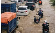 Arus Balik Purwokerto–Jakarta via Brebes Pejagan Nayis Lumpuh, Banjir Rendam Jalur di Ketanggungan
