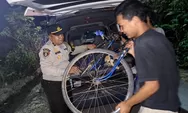 Sepedanya Rusak di Tengah Jalan, Seorang Anak Nekad Call 110, Polisi Pun Datang