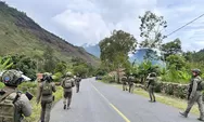Perkuat Keamanan dan Jalin Kedekatan Warga Puncak Jaya, Personel Ops Damai Cartenz Patroli Jalan Kaki