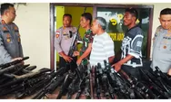 Tokoh Adat dan Warga Dusun Bele Serahkan 52 Senjata Rakitan ke Polres Flores Timur