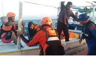 Kapal Mati Mesin di Perairan Sikka, Tim SAR Evakuasi Tiga Penumpang dan Selamatkan Tujuh Orang