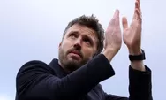 Saat Fans Manchester United di Old Trafford Menyanyikan Nama Sang Pelatih, Michael Carrick: Mereka Tetap Bersama Kami