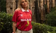 Fans Terseksi Man Utd Pakai Kaus Ronaldo Pamerkan Bokong, Jagad Maya Sebut Kamu adalah Surga