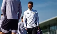 Pelatih Manchester United Soroti Kepemimpinan Wasit, Michael Carrick: Dia Jelas Salah!