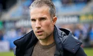 Feyenoord Pecat Van Persie Meskipun Lolos ke Liga Champions