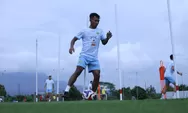 Persib Kembali Lepas Pemainnya,Robi Darwis Angkat Kaki dari Gelora Bandung Lautan Api
