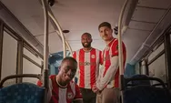 Brentford FC Ungkap Jersey Kandang Terbaru untuk Dua Musim