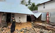 Banjir Bandang Terjang Pasa Lalang Kuranji Padang, Dinding Tiga Rumah Warga Jebol