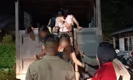Satpol PP Padang Razia Tempat Hiburan Malam, Kerumunan Pemuda Dibubarkan Paksa