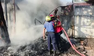 Kebakaran Gudang Pengepul Barang Rongsokan di Padang, Tiga Toko Nyaris Terdampak