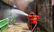 Padang Dikepung Api, Dua Kebakaran Besar Terjadi dalam Satu Hari