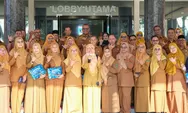 Pemprov Sumbar Lepas 108 ASN untuk Haji 2026, Sekda Ingatkan Jaga Nama Daerah