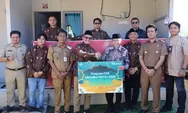 Pemko Padang Terima Sapi Kurban Telkomsel, Warga Huntara Pauh Dapat Perhatian Khusus Jelang Idul Adha