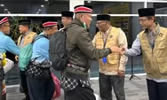Kloter 06 Debarkasi Padang Mendarat di BIM, Dua Jemaah Haji Masih Dirawat di Arab Saudi