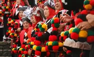 Warisan Budaya Tanah Datar Bersinar, 180 Baju Milik Tampil Memukau di Istano Basa Pagaruyung
