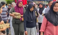 Pemkab Agam Bagikan 15.000 Butir Telur Gratis untuk Kendalikan Inflasi, Warga Antusias