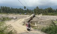Sungai Batang Anai Kembali ke Jalur Semula, Jembatan Darurat Padang Pariaman Difungsikan Lagi
