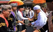 Batagak Panghulu di Pasaman, Bupati Tekankan Tanggung Jawab Membimbing Anak Kemenakan