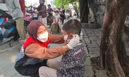 Kabut Asap Kiriman Kepung Padang, Pertamina Patra Niaga Sumbagut Bagikan 2.850 Masker