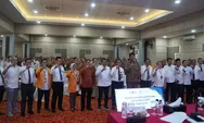 UNP Buka Sekolah Keterbukaan Informasi untuk 104 Lurah, Pemko Padang Diminta tak Lambat Jawab Warga