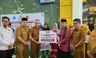 Baznas Agam Kucurkan Zakat Rp188,7 Juta, Petani Mustahik Ikut Diberdayakan