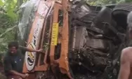 Lakalantas di Perbatasan Paseh - Tomo Sumedang, 1 Truk Masuk Jurang