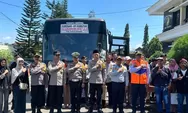 Polres Sumedang Berangkatkan 62 Pemudik Gratis Tujuan Solo, Dikawal Hingga Batas Kota