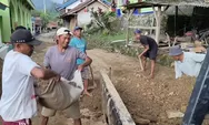 Hujan Deras Disertai Angin Jadi Penyebab Puluhan Rumah di Sumedang Dibanjiri Lumpur
