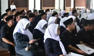 Bupati Dony Serahkan SK kepada 120 Kepala Sekolah, Tekankan Kepemimpinan dan Keteladanan